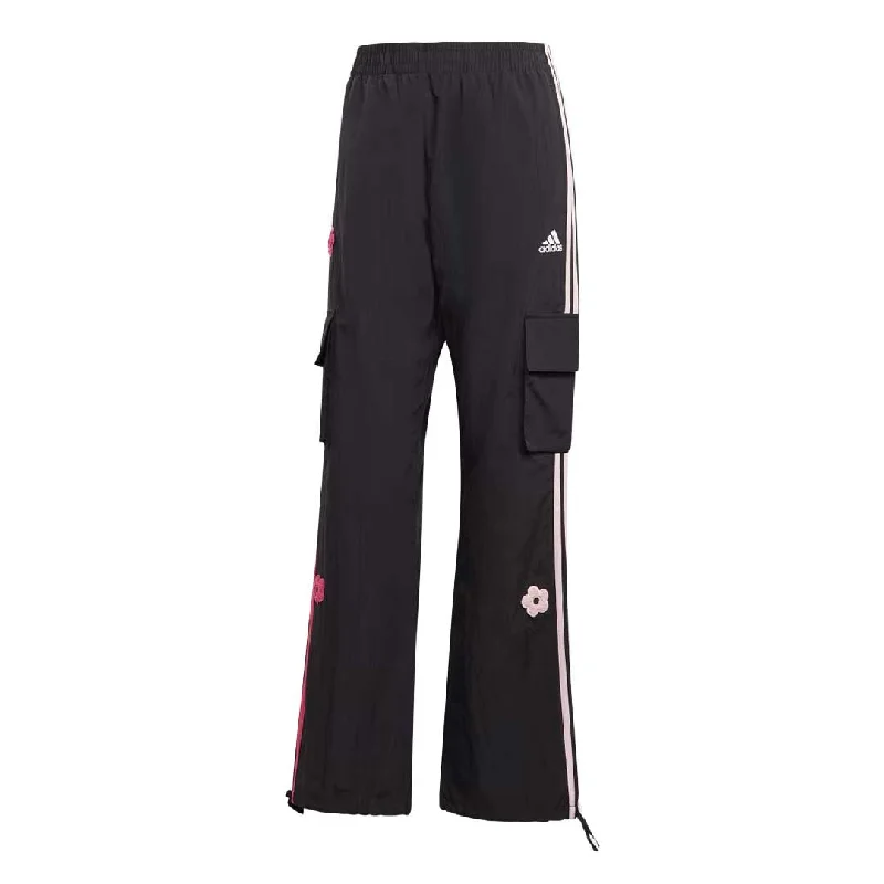 adidas - Women's Chenille Flower Patches 3-Stripes Cargo Pant (HY8590)