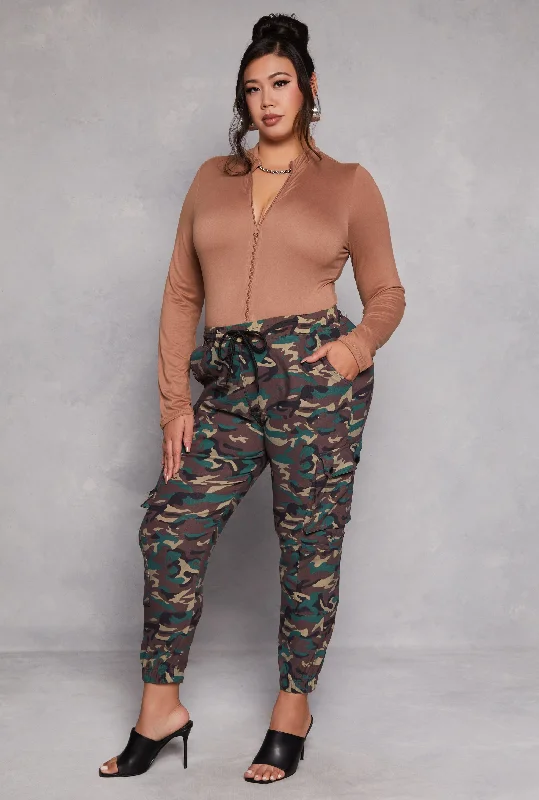 Plus Size Camo Cargo Pocket Joggers