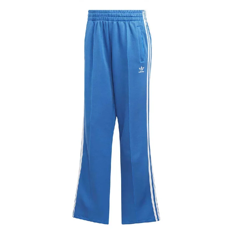 adidas - Women's Adicolor Classics Oversized SST Track Pant (II0727)