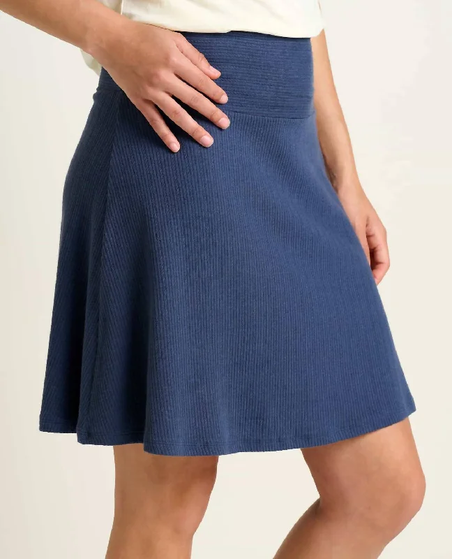 Chaka Cable Rib Skirt In True Navy