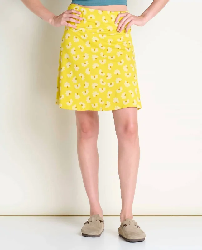 Chaka Skirt In Sulphur Half Daisy Print